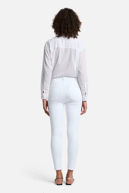 LUXE WHITE